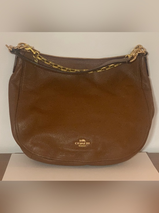 Coach Handbags - Coach Brown Pebbled Hobo Leather Shoulder Bag with Gold Hardware